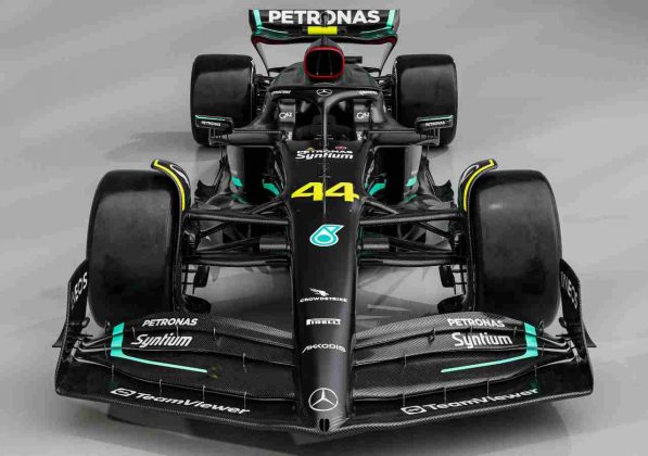 Mercedes W14 (Twitter)