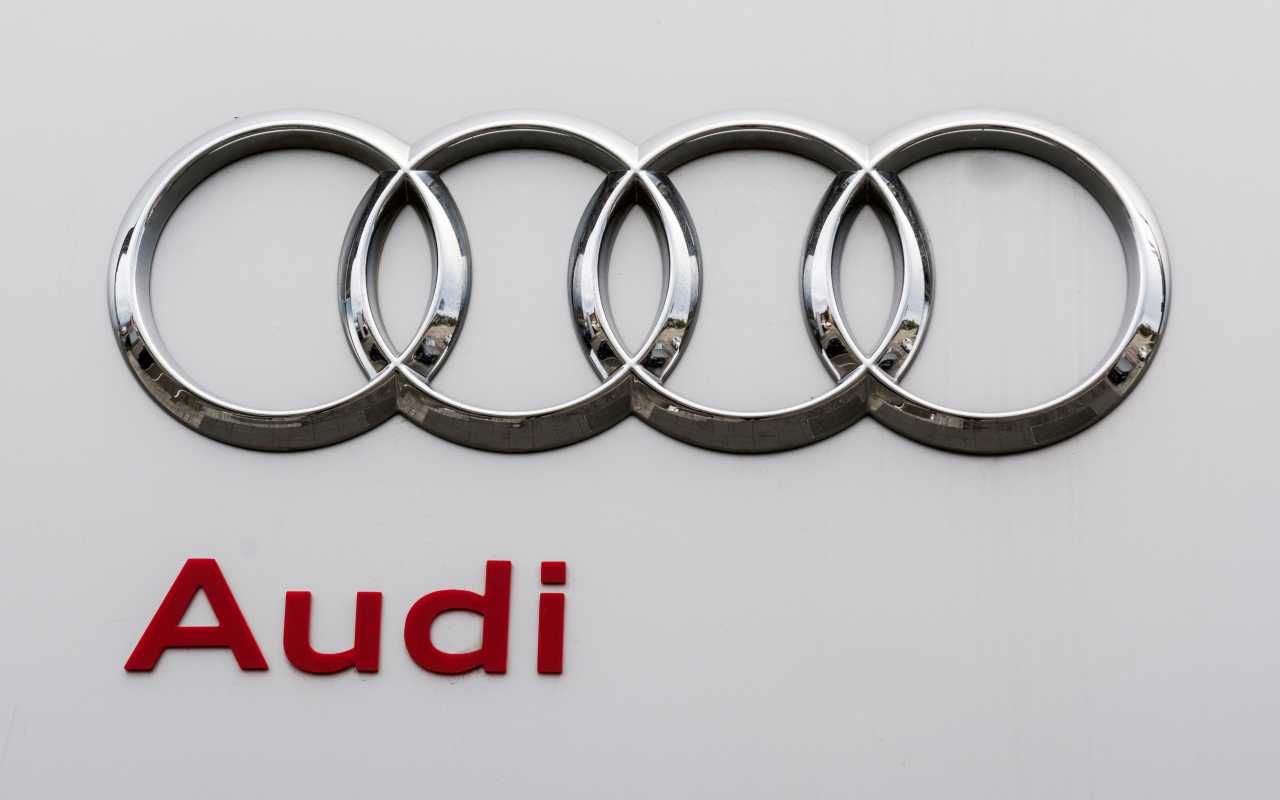 Audi logo (Adobe)