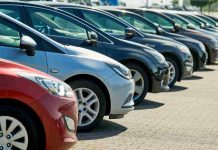 Auto ecco perché non se ne comprano nuove (Adobe Stock)