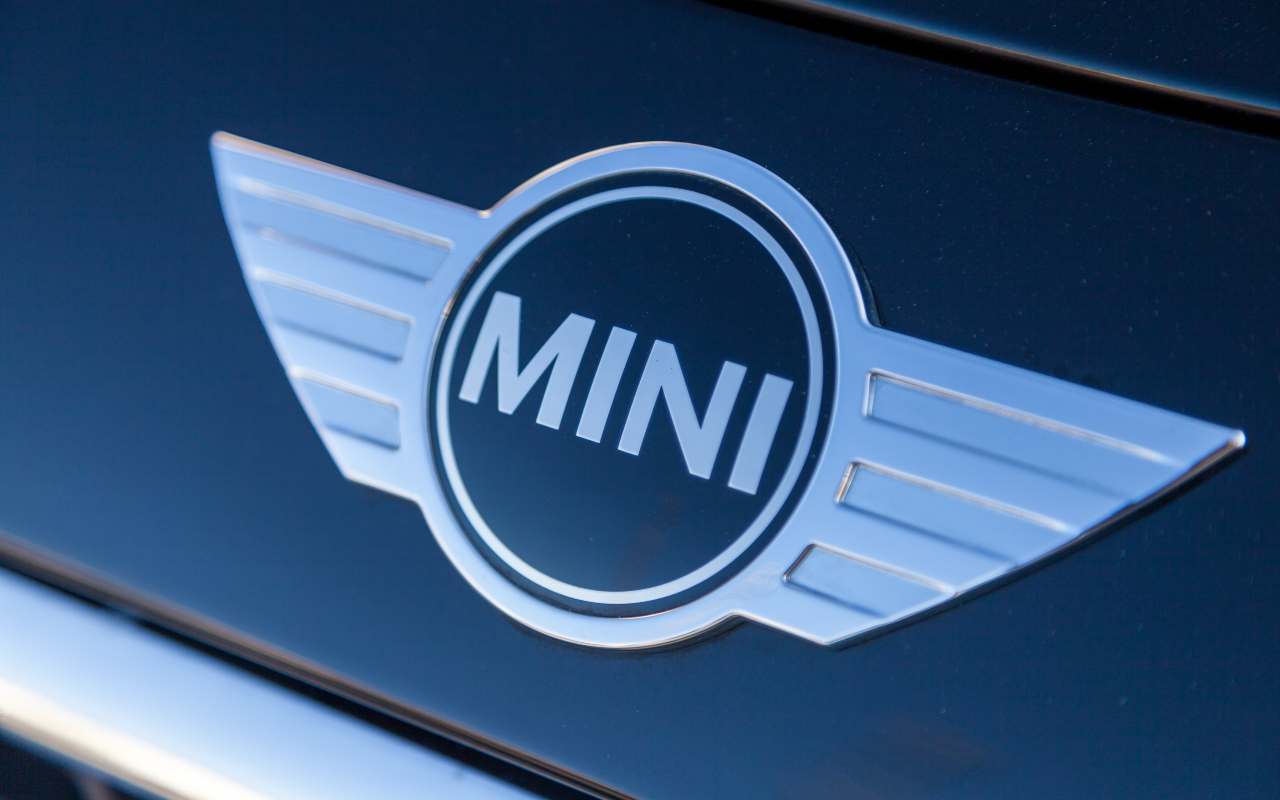 Mini (AdobeStock)