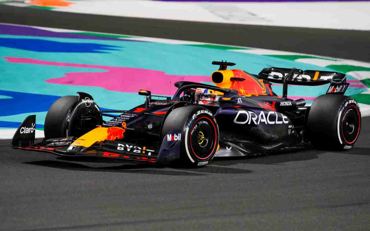 Red Bull RB19 con Verstappen a Jeddah (LaPresse)