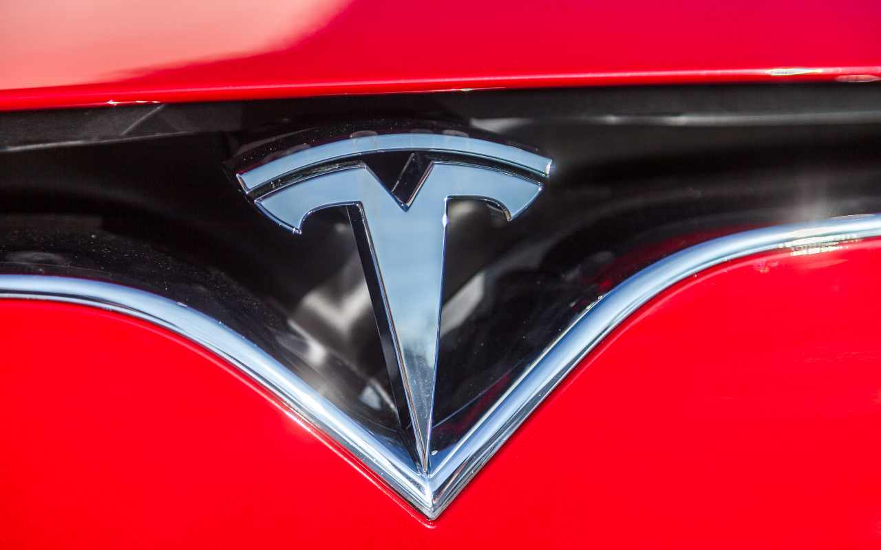 Tesla (AdobeStock)