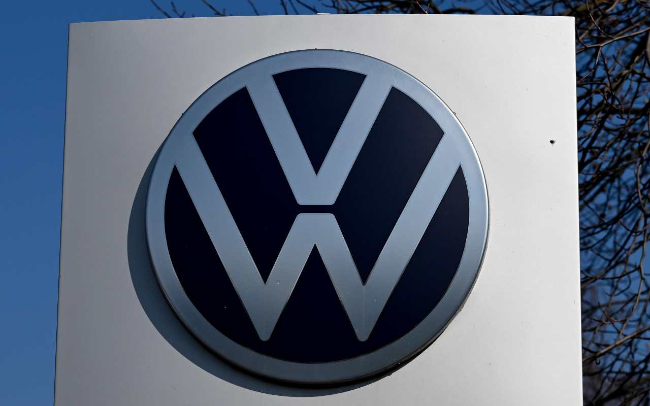 Volkswagen Logo (Ansa Foto)