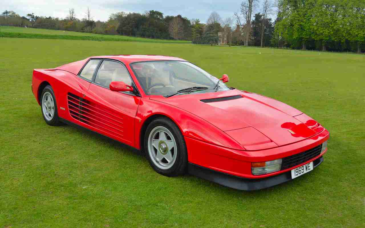 Ferrari Testarossa (AdobeStock)