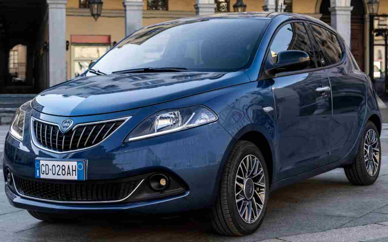 Lancia Ypsilon