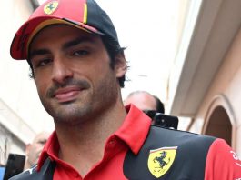Sainz, infuriato con la Ferrari: