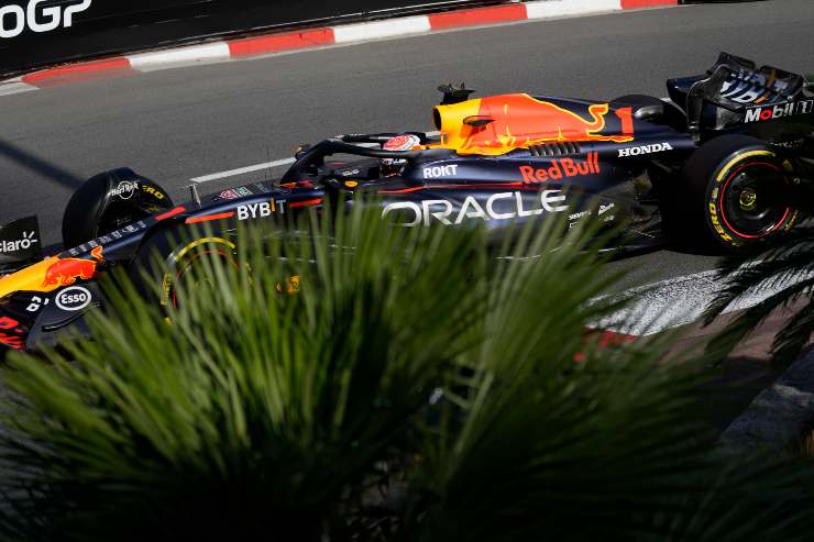 Max Verstappen teme la Ferrari