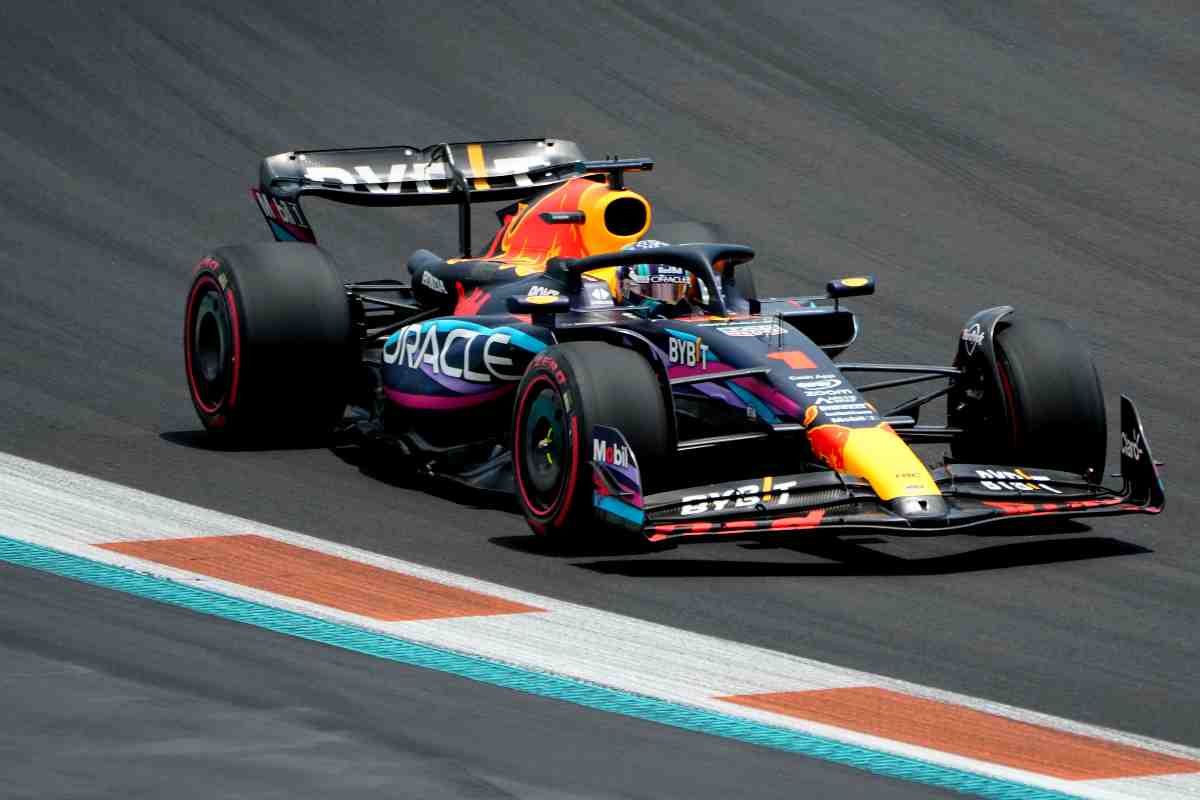 Red Bull RB19 (LaPresse)