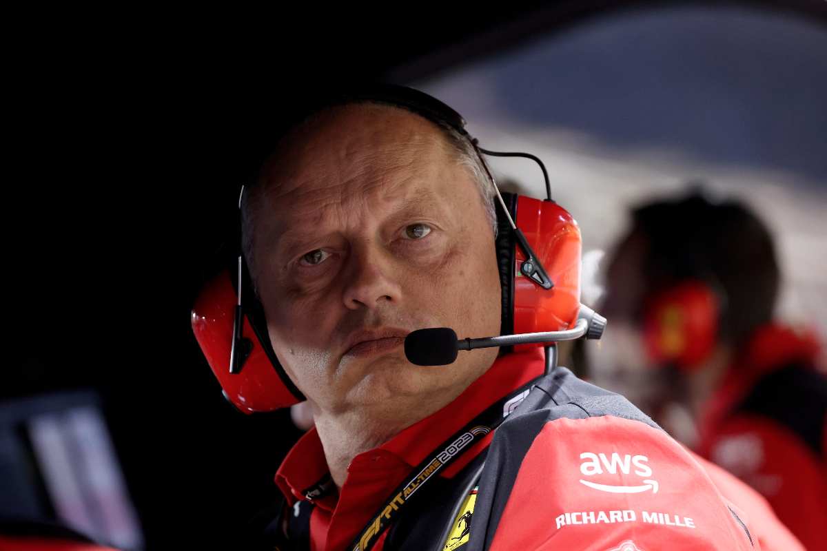 Impegnato al muretto team principal della Ferrari Frederic Vasseur