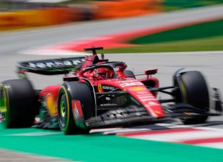 Ferrari di nuovo massacrata