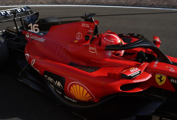 Leclerc al volante della Ferrari