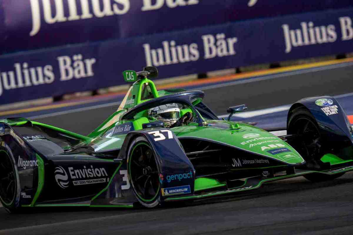 Formula E Nick Cassidy vince a Portland