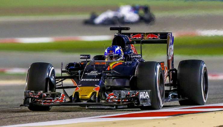 Toro Rosso STR11 di Verstappen in vendita