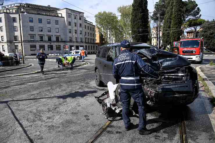 Incidente Immobile, i danni alla sua auto