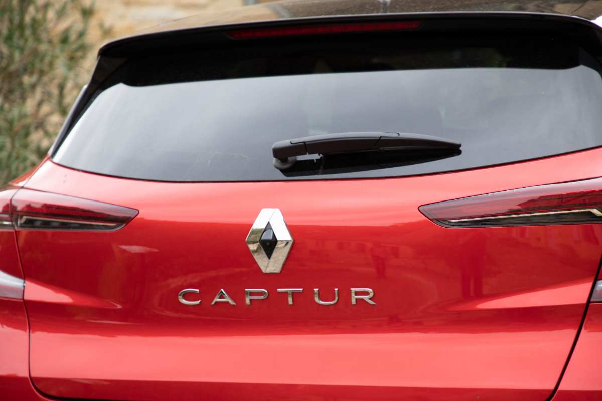 Spunta il render della nuova Renault Captur