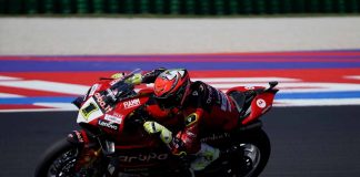 Superbike Alvaro Bautista imprendibile a Donington