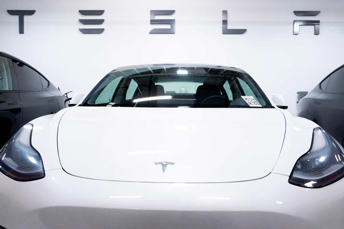 Tesla a prezzo di saldo