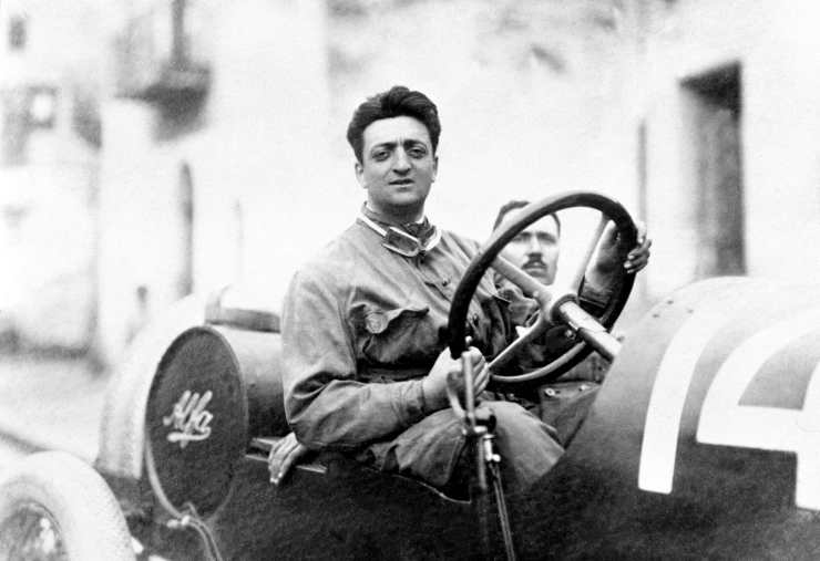 Enzo Ferrari, il caso della nascita