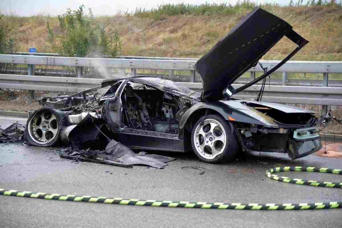 Lamborghini incidente, paura per il giocatore del Milan