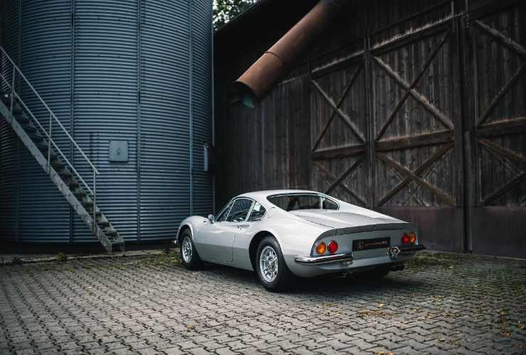 Ferrari Dino, un modello appartenuto a veri rockettari