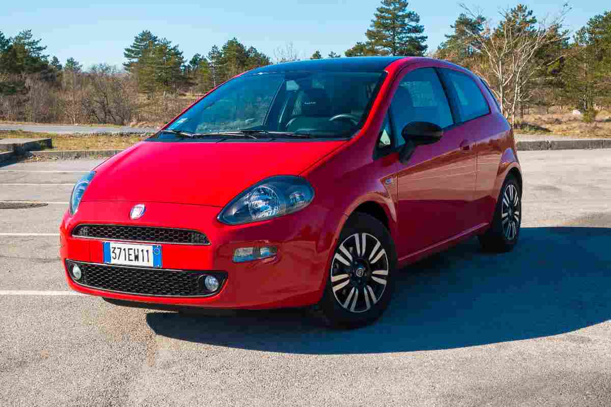 Quanti km fa una FIAT Punto con un litro?