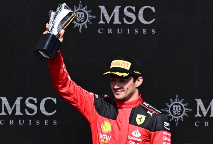 Charles Leclerc sul podio 