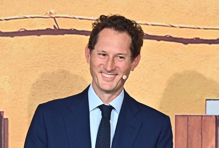 L’introito mensile di John Elkann