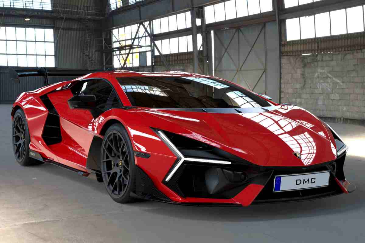 Lamborghini Revuelto cambia tutto