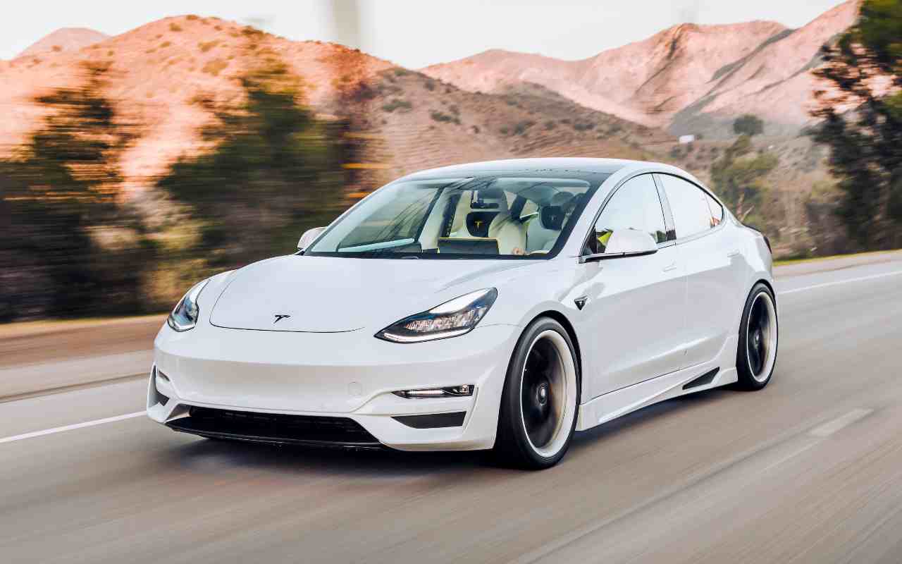 Tesla che accordo