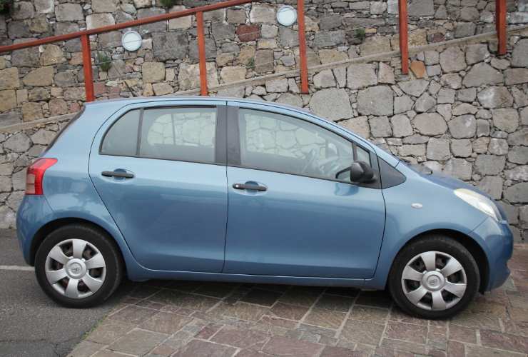 Una Toyota Yaris in buone condizioni