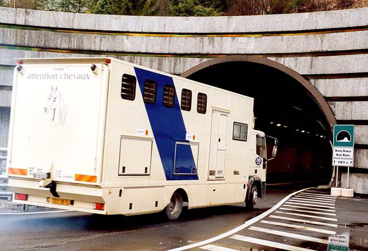 Traforo del Monte Bianco chiuso dal 4 settembre