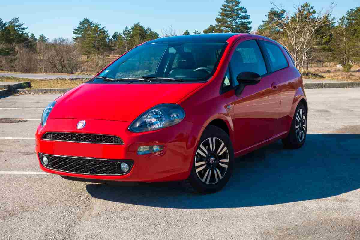 Che motore ha la FIAT Punto?