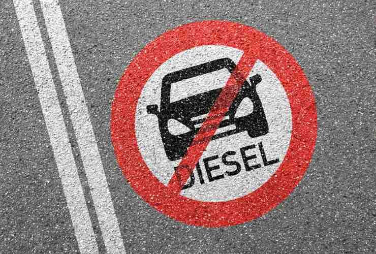 Stop auto diesel, polemiche senza fine