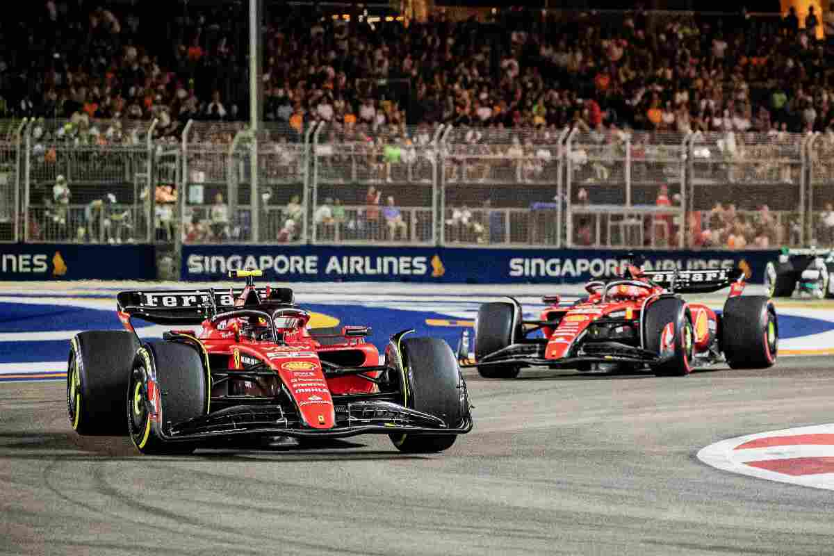 Ferrari domina a Singapore