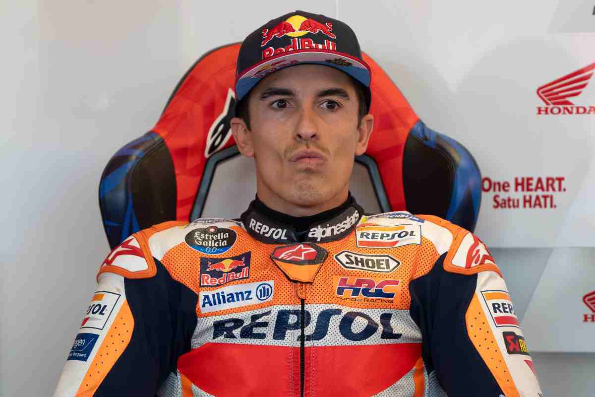 Marquez nel box Honda