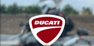 Ducati lavora su un nuovo bolide: spuntano le prime immagini della supermoto
