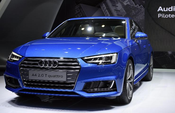 Audi A4 cambia nome