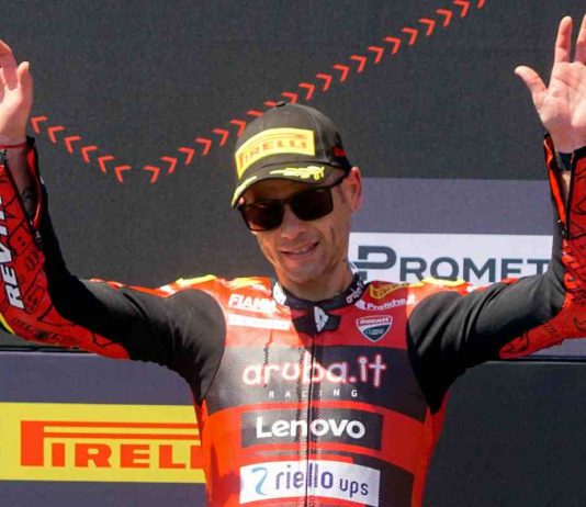Alvaro Bautista sul podio