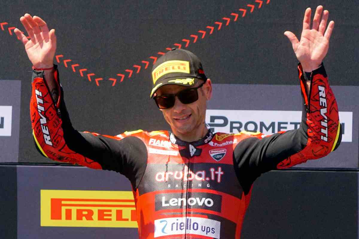 Alvaro Bautista sul podio