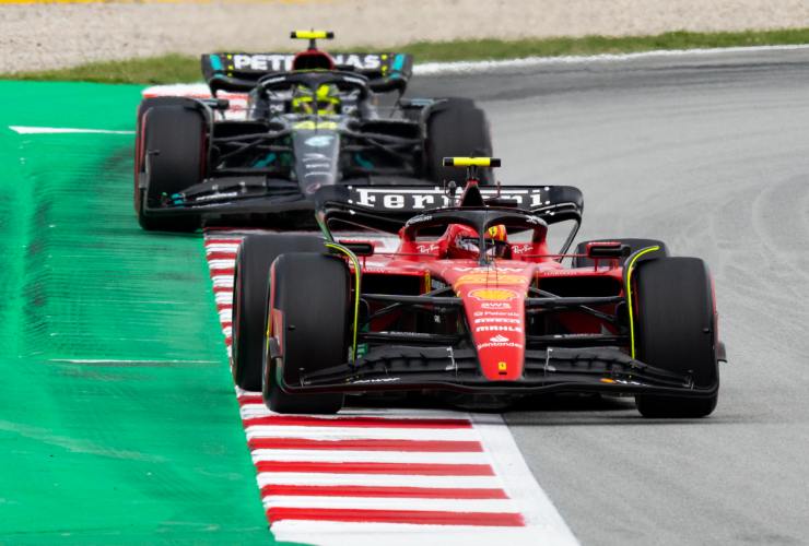 Ferrari vs Mercedes