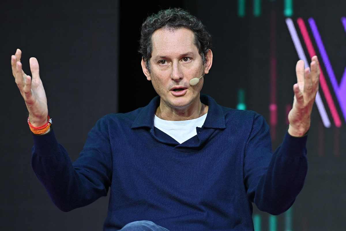 Quanto guadagna al minuto John Elkann? 