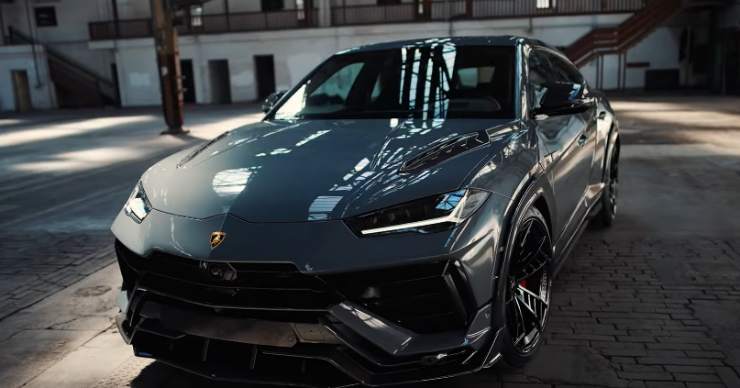 Den löjliga Lamborghini Urus ABT SUV