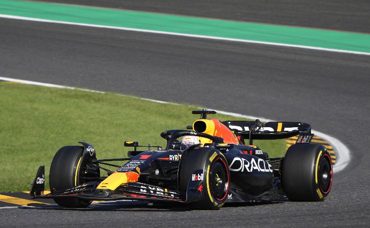 Max Verstappen vola verso il mondiale