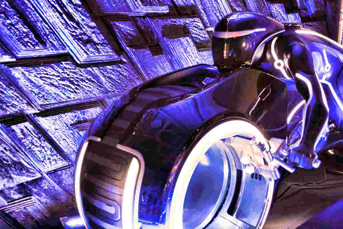 Quanto costa la moto di Tron Legacy? Vendita record all’asta