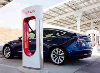Tesla prezzo ricarica a casa