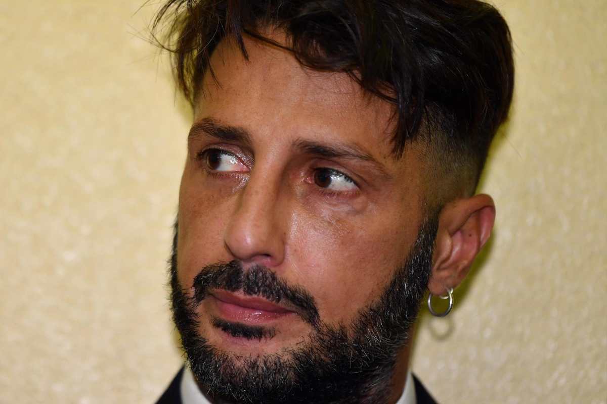 Fabrizio Corona, il suo garage è pazzesco: la sua auto migliore è inglese