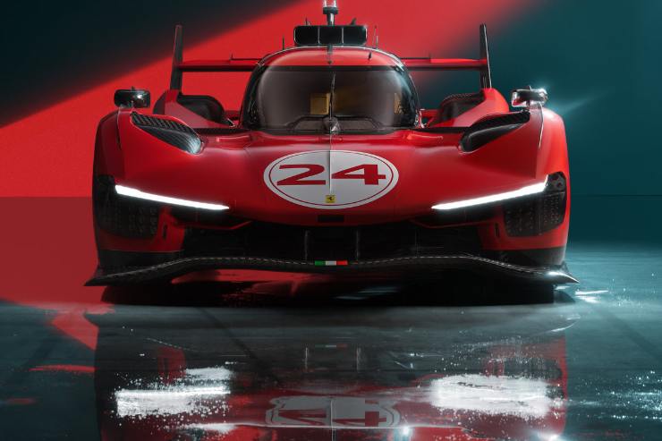Ferrari futuro rivoluzione elettrificata