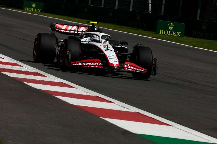 Nico Hulkenberg pilota Haas