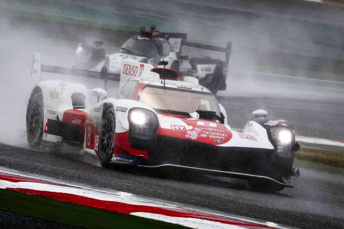 WEC Toyota vince gara e titolo