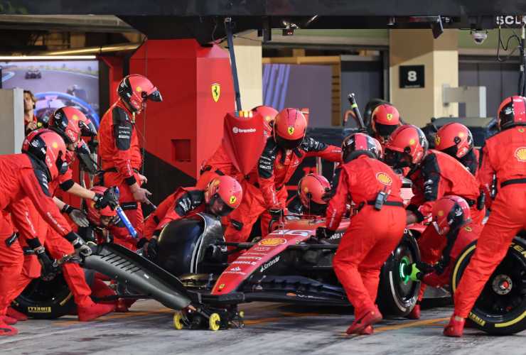 Il circus della F1 viaggia ad una velocità impressionante
